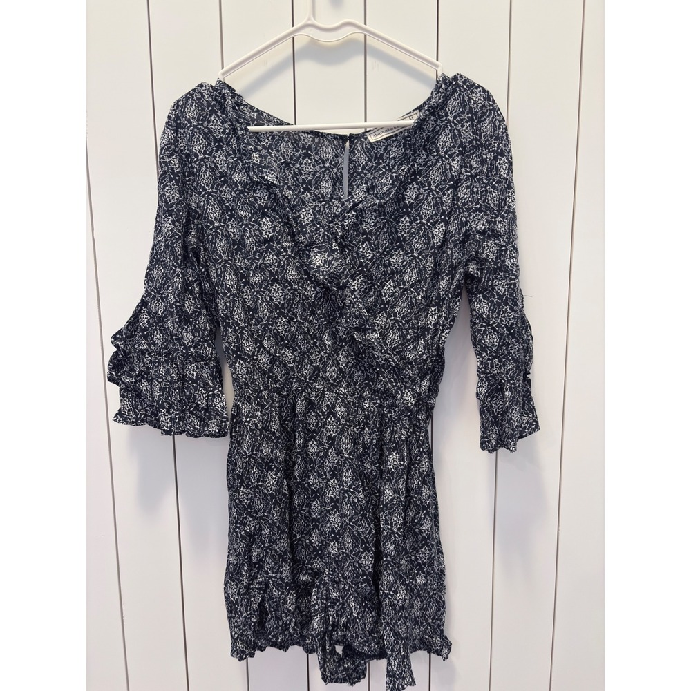 Abercrombie & Fitch Romper Womens Medium Navy Floral Ruffle Sleeve Boho Chic